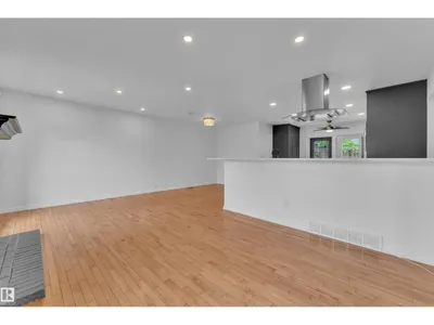 47 GALLOWAY Drive photo 11