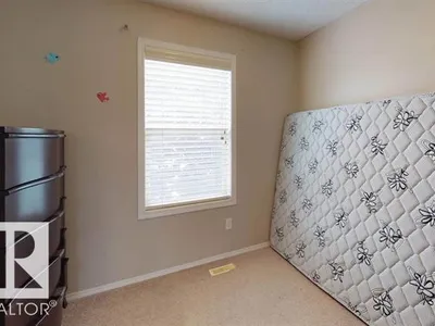 13924 152 AV NW photo 17