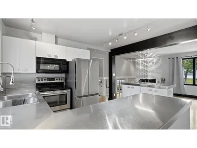 9216 93 ST photo 13