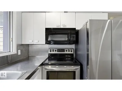 9216 93 ST photo 14