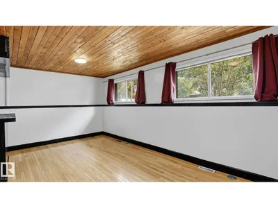 9216 93 ST photo 16