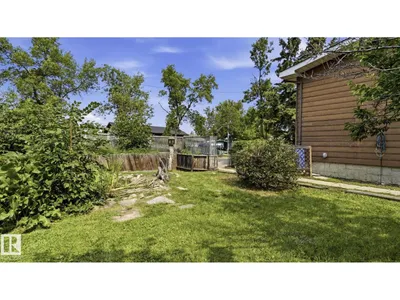 9216 93 ST photo 44