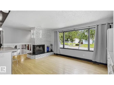 9216 93 ST photo 5