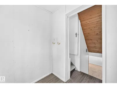 11419 126 ST NW photo 28