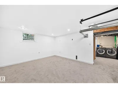 11419 126 ST NW photo 34