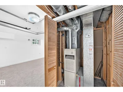 11419 126 ST NW photo 44