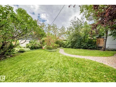 11419 126 ST NW photo 53
