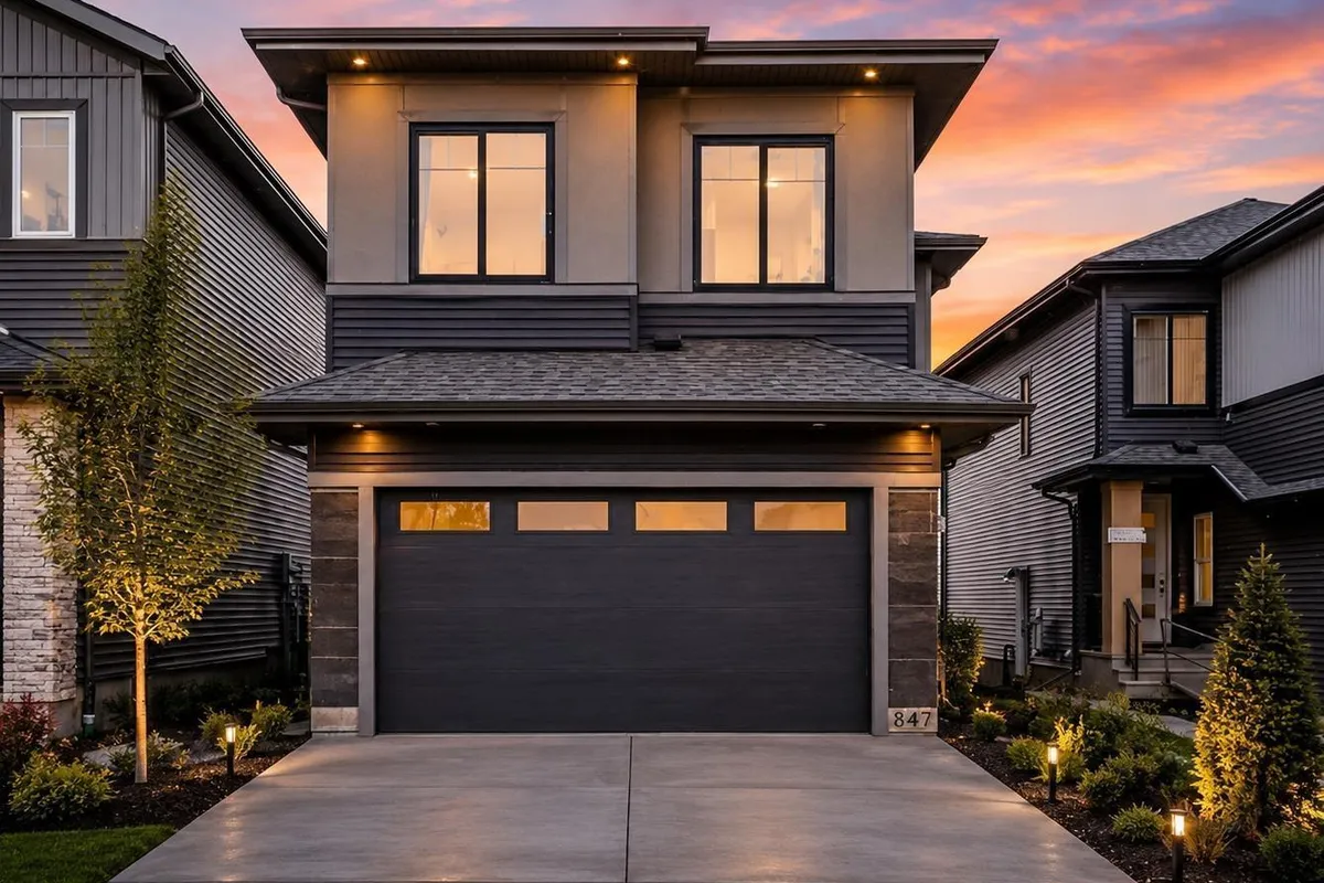 1847 CROSSBILL LO NW exterior
