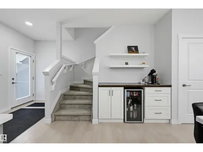 918 DANIELS LO SW photo 6