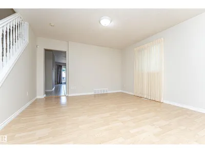 12241 93 ST NW photo 11