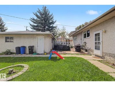 4323 114B ST NW photo 48