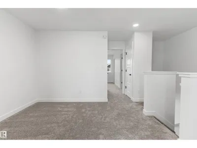 6265 175A AV NW photo 24