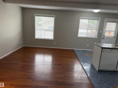 1535 80A ST NW photo 22