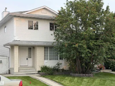 1535 80A ST NW photo 31