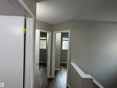 1535 80A ST NW photo 5