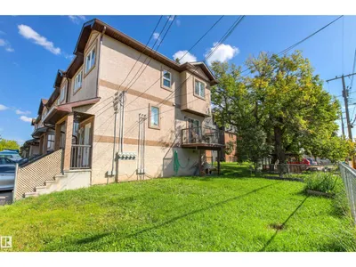 15713 102 AV NW photo 36