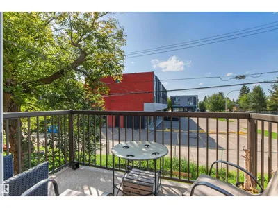 15713 102 AV NW photo 33