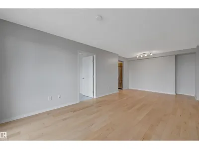 #1701 10303 105 ST NW photo 18
