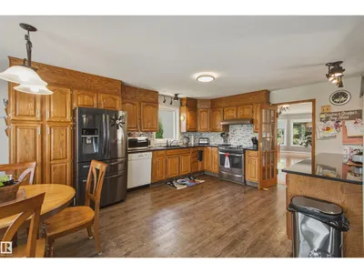 16315 99 ST NW photo 11