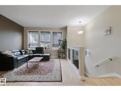 10416 69 AV NW photo 14