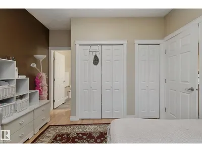 10416 69 AV NW photo 34