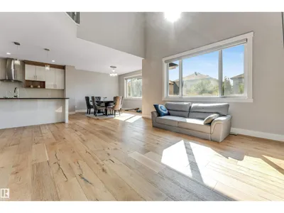 704 172 ST SW photo 8