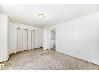 11727 83 ST NW photo 29