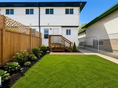 11727 83 ST NW photo 56