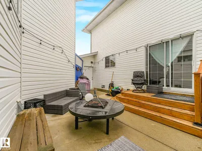 4031 38 Street NW photo 26