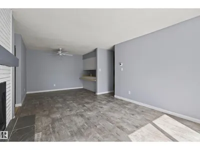 #304 24 ALPINE PL photo 16