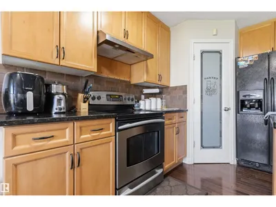 3760 12 ST NW photo 16