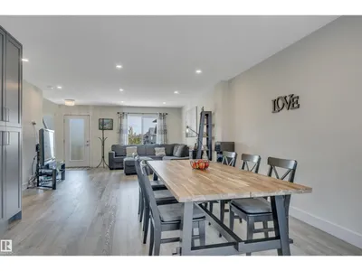 #4 9250 156 AV NW photo 11
