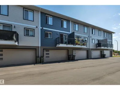 #4 9250 156 AV NW photo 42