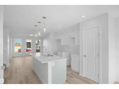 583 177 AV NE photo 10