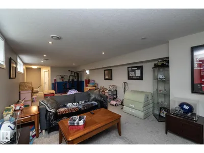 10623 75 ST NW photo 52