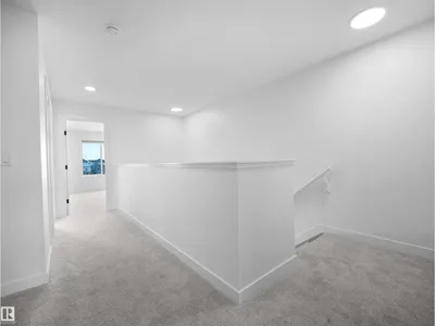 19066 20A AV NW photo 30