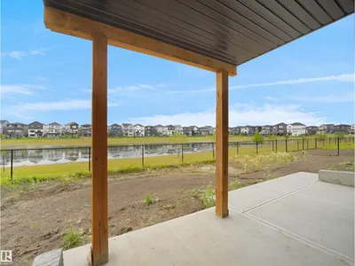 19066 20A AV NW photo 9