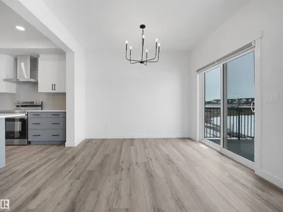19066 20A AV NW photo 25