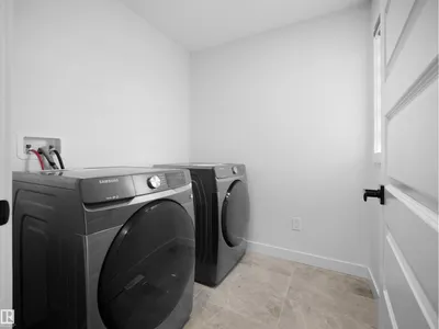 19066 20A AV NW photo 32