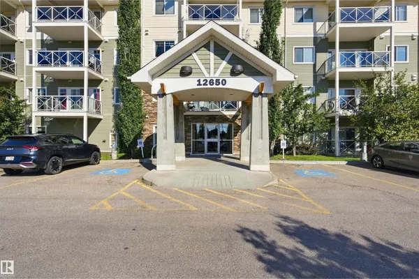 #406 12650 142 AV NW photo 3