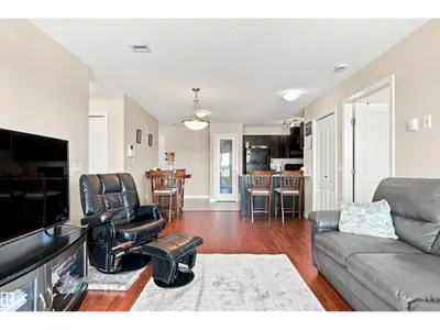 #406 12650 142 AV NW photo 20