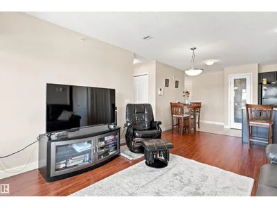 #406 12650 142 AV NW photo 19