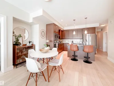 #718 200 BELLEROSE DR photo 14