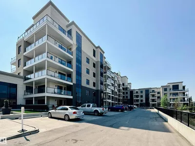#718 200 BELLEROSE DR photo 35