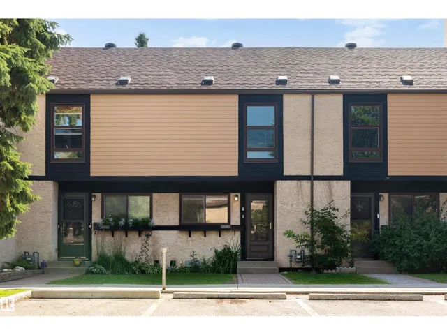 12080 25 AV NW, Edmonton