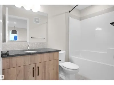 7100 51 AV photo 39