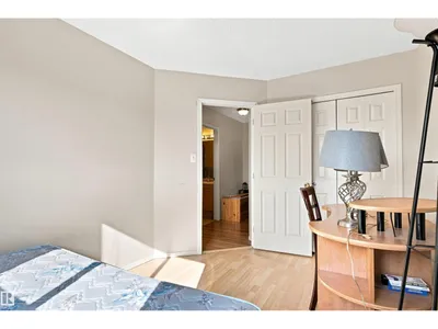204 84 ST SW photo 27