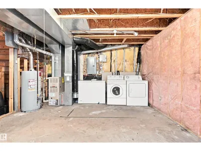 204 84 ST SW photo 29