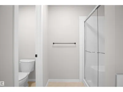 7113 51 AV photo 27