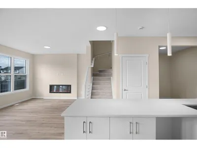 22915 95 AV NW photo 18
